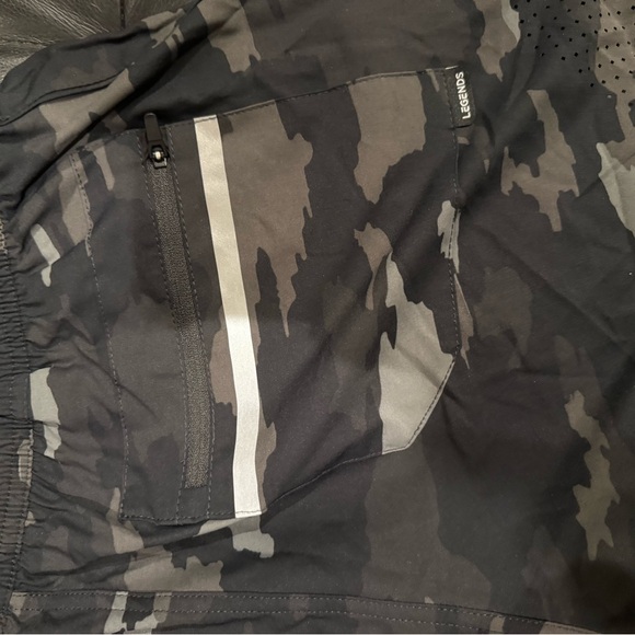 LUKA SHORT BLACK CAMO Legends brand new size men’s medium - Picture 8 of 10